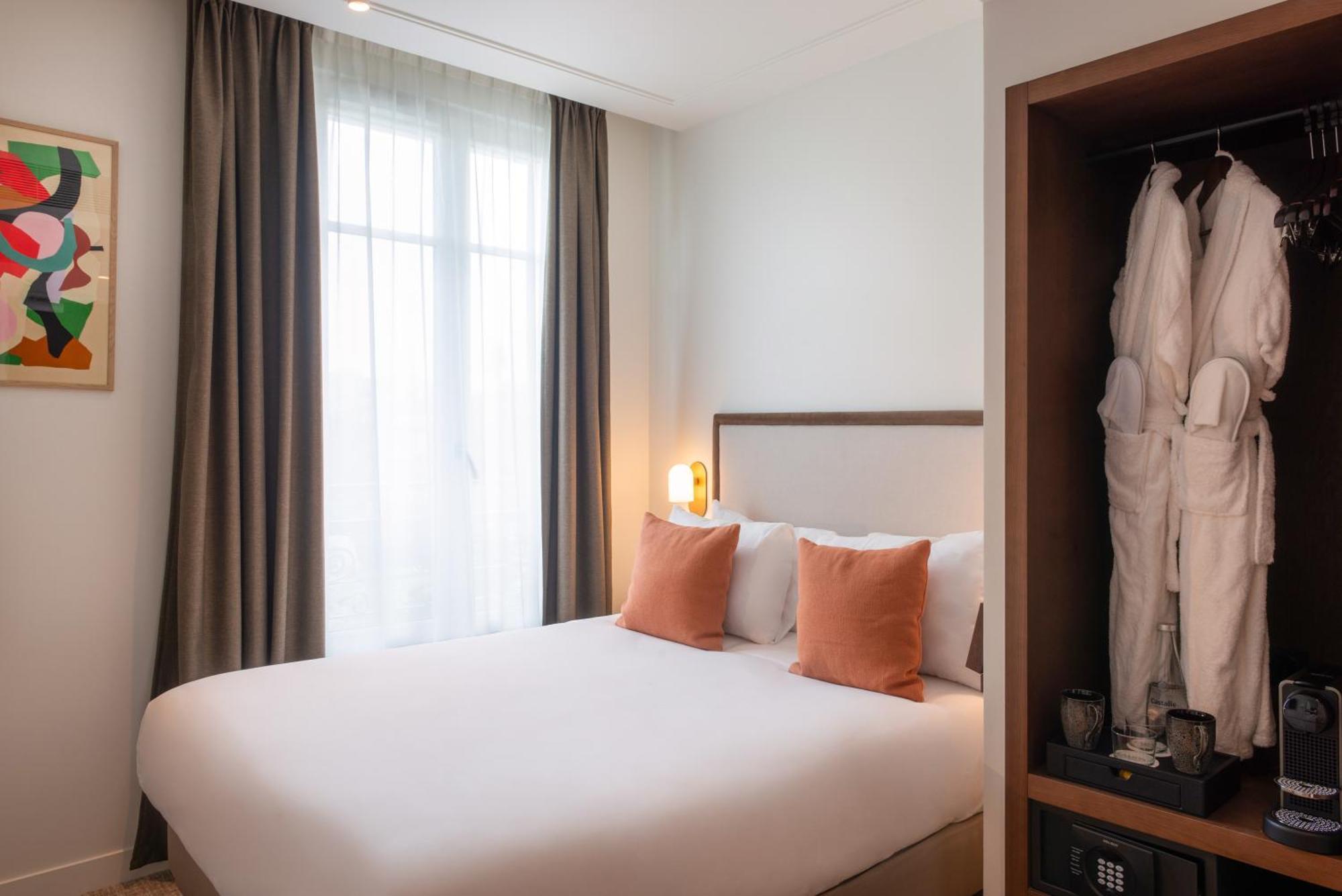 Le Lampika Hotel Parijs Kamer foto