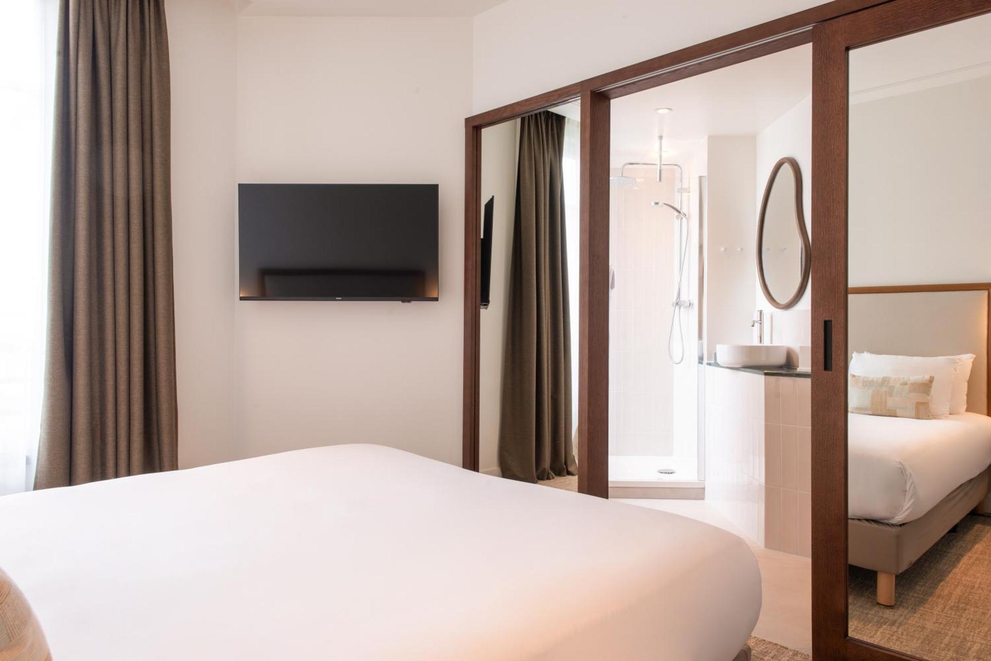 Le Lampika Hotel Parijs Kamer foto