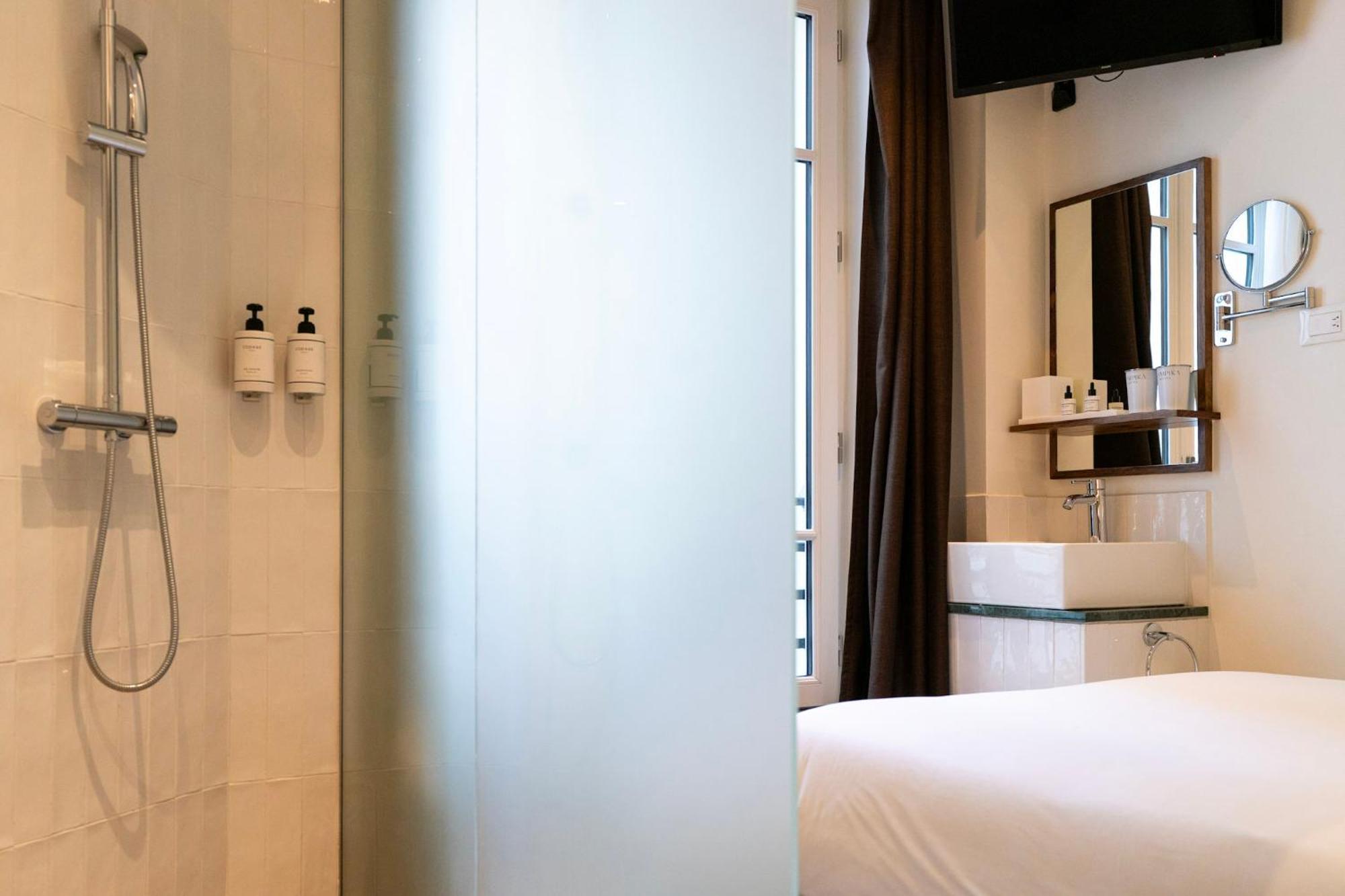 Le Lampika Hotel Parijs Buitenkant foto
